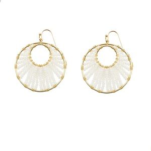 Kinsley Armelle Perla Earrings !